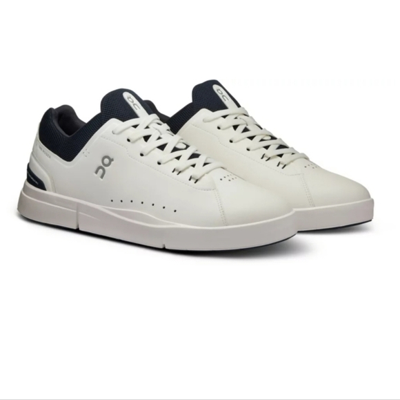 On Running THE ROGER White Sneakers Women's Size 9.5 NWOT - Picture 2 of 11